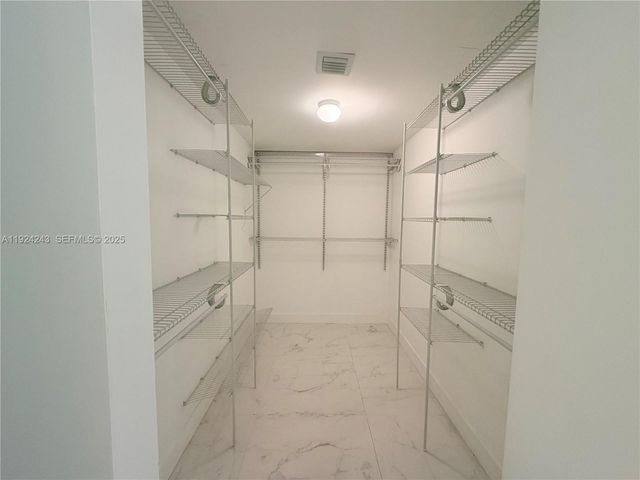 488 NE 18th St 2310, Miami, FL 33132