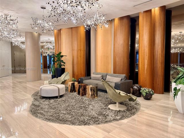 488 NE 18th St 2310, Miami, FL 33132