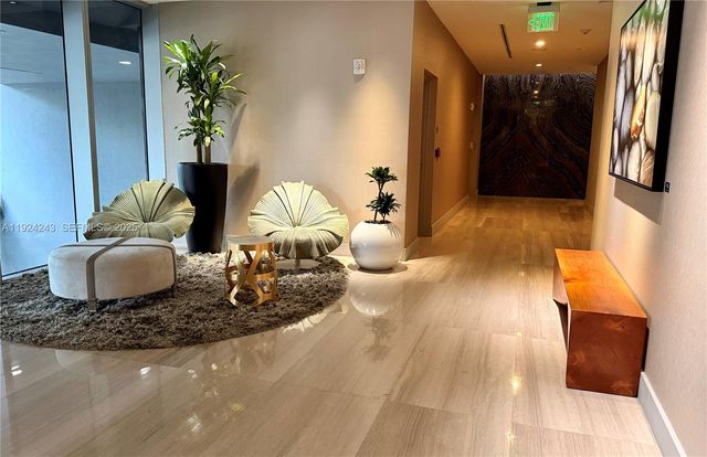 488 NE 18th St 2310, Miami, FL 33132