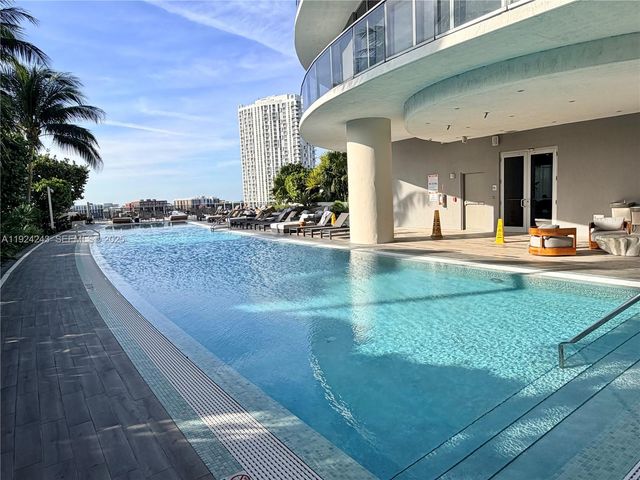 488 NE 18th St 2310, Miami, FL 33132