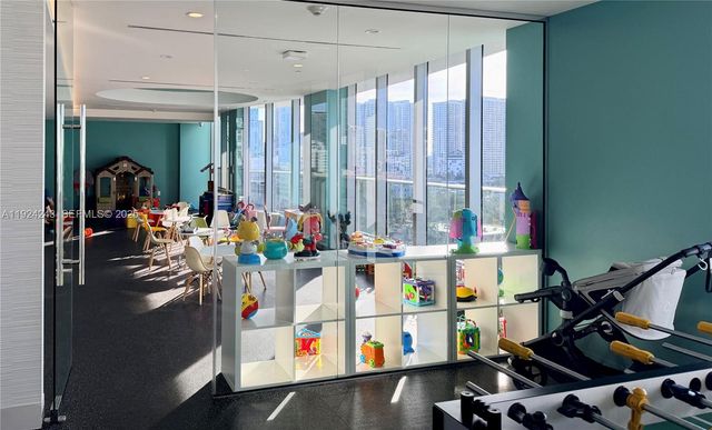 488 NE 18th St 2310, Miami, FL 33132