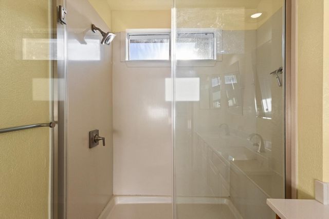 8509 Twin Trails Dr, Antelope, CA 95843