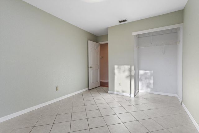 8509 Twin Trails Dr, Antelope, CA 95843