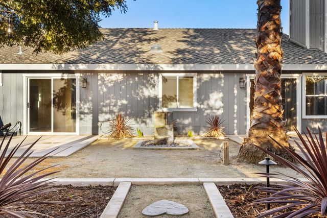 8509 Twin Trails Dr, Antelope, CA 95843