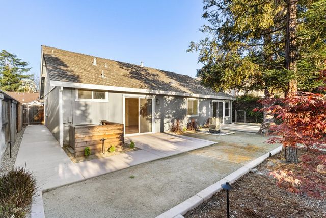 8509 Twin Trails Dr, Antelope, CA 95843