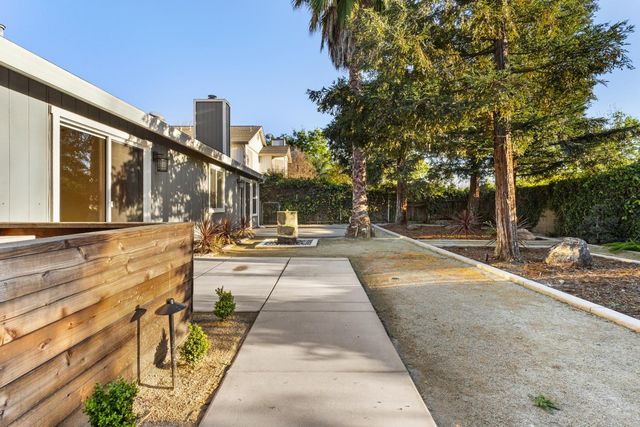 8509 Twin Trails Dr, Antelope, CA 95843