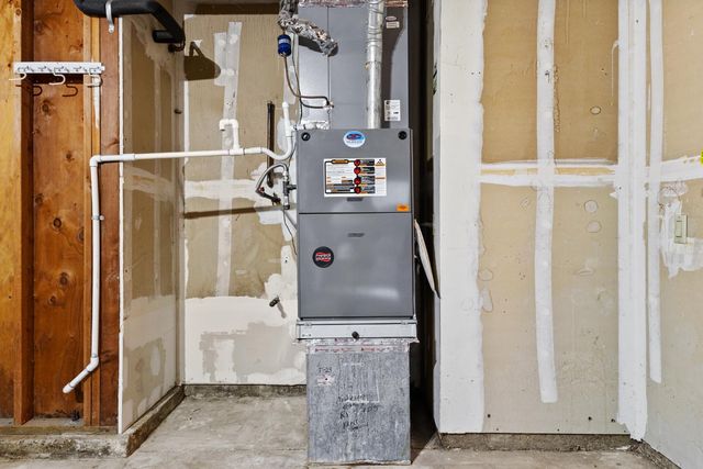 8509 Twin Trails Dr, Antelope, CA 95843