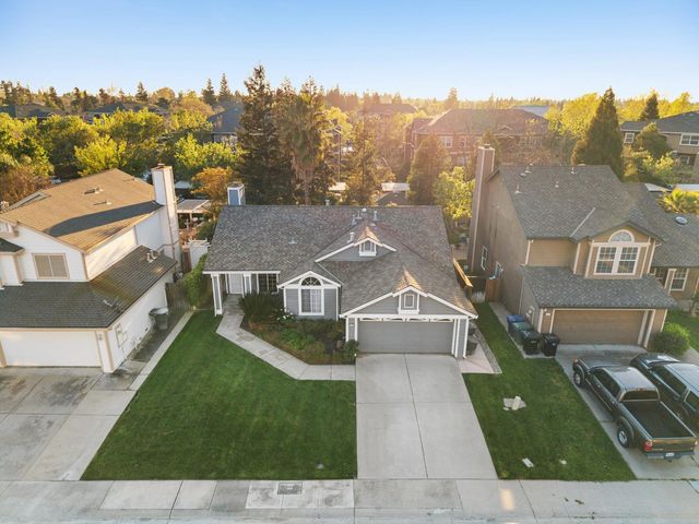 8509 Twin Trails Dr, Antelope, CA 95843