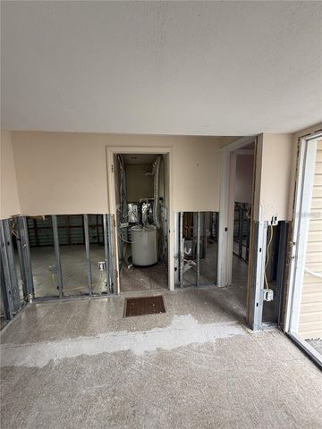 8780 43RD AVENUE N 131, St Petersburg, FL 33709