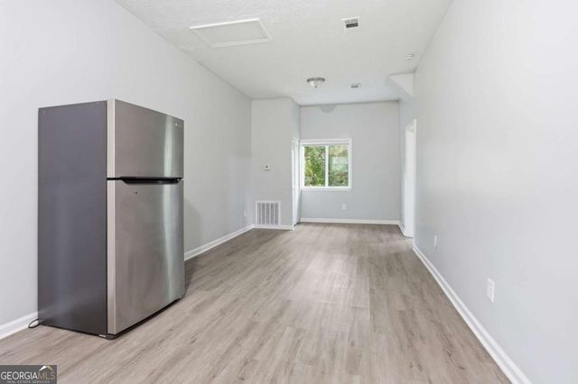 242 N Dogwood Avenue, Social Circle, GA 30025
