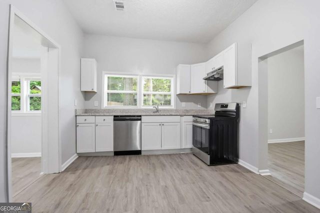 242 N Dogwood Avenue, Social Circle, GA 30025