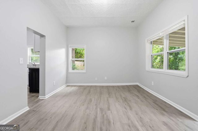 242 N Dogwood Avenue, Social Circle, GA 30025
