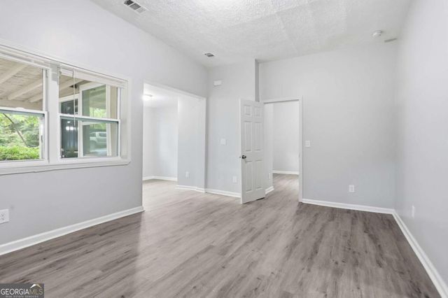 242 N Dogwood Avenue, Social Circle, GA 30025