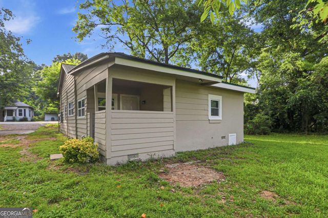 242 N Dogwood Avenue, Social Circle, GA 30025