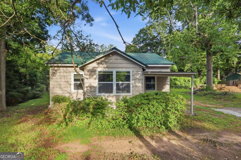 242 N Dogwood Avenue, Social Circle, GA 30025