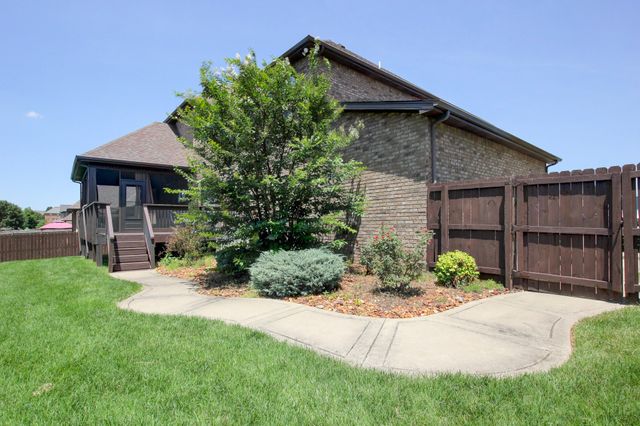 2616 Browning Way, Clarksville, TN 37043
