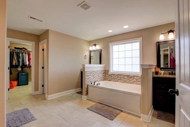 2616 Browning Way, Clarksville, TN 37043