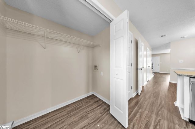 404 W Townes Court, Spartanburg, SC 29301