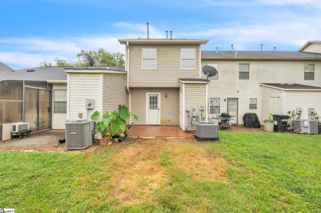 404 W Townes Court, Spartanburg, SC 29301