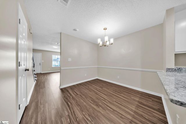 404 W Townes Court, Spartanburg, SC 29301