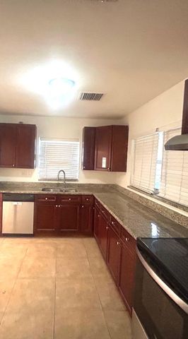 1067 Iroquois Avenue, Fort Lauderdale, FL 33312