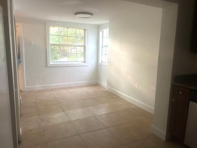 1067 Iroquois Avenue, Fort Lauderdale, FL 33312