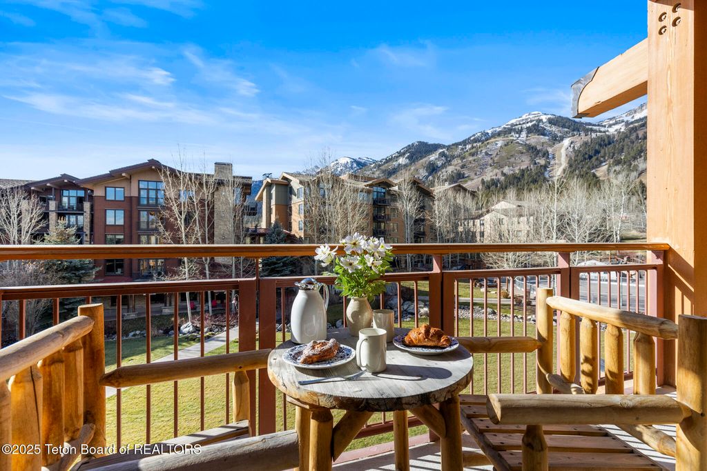 3285 W VILLAGE Drive 304, Teton Village, WY 83025 photo 12
