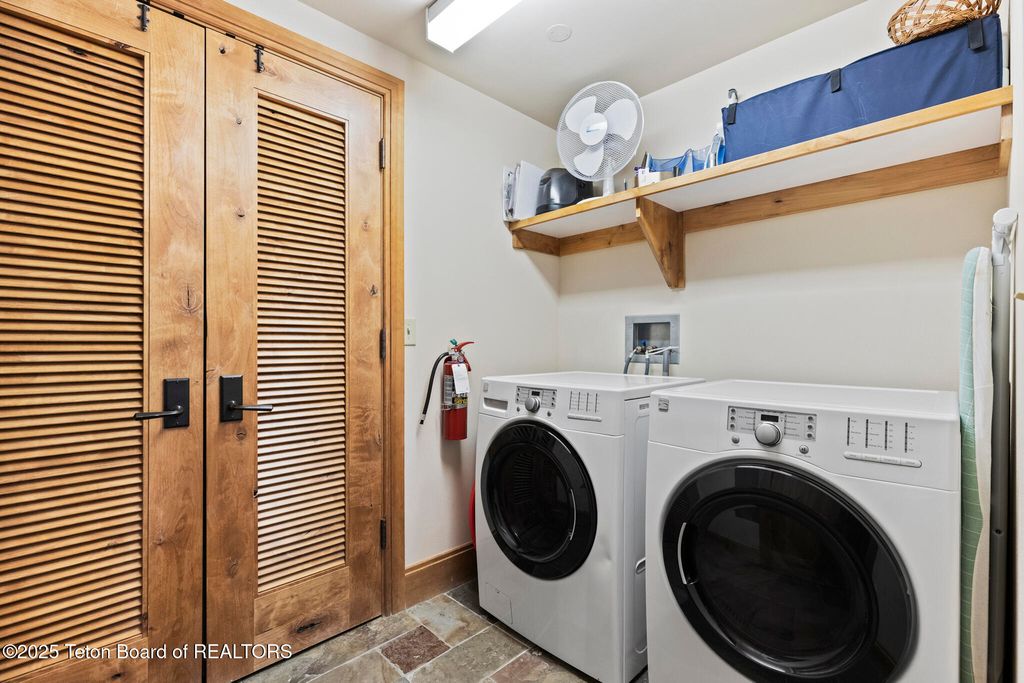 3285 W VILLAGE Drive 304, Teton Village, WY 83025 photo 21