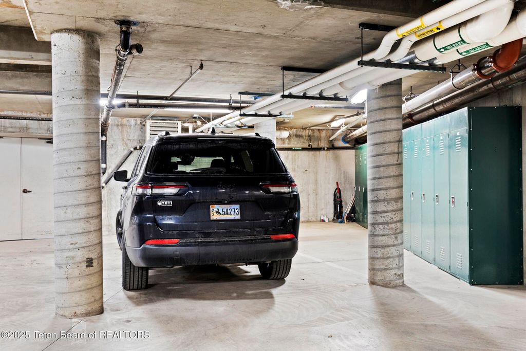 3285 W VILLAGE Drive 304, Teton Village, WY 83025 photo 22