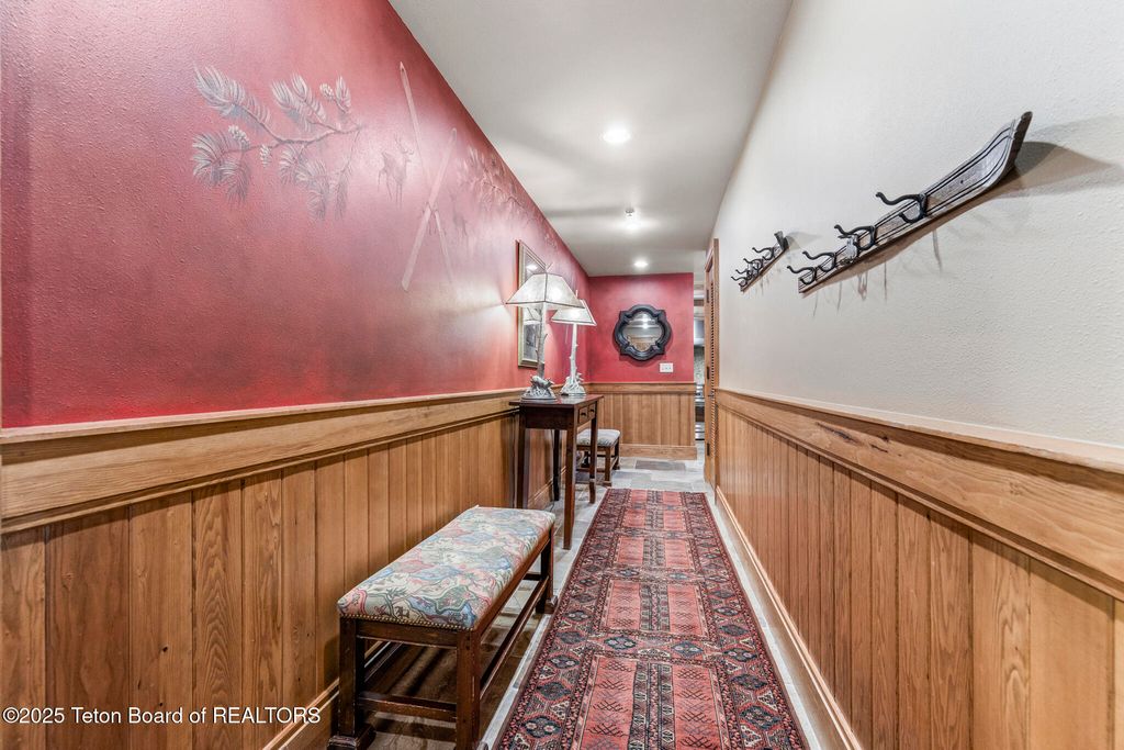 3285 W VILLAGE Drive 304, Teton Village, WY 83025 photo 4