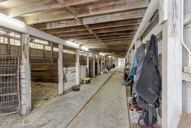 2574 County Road 74, Gibsonburg, OH 43431