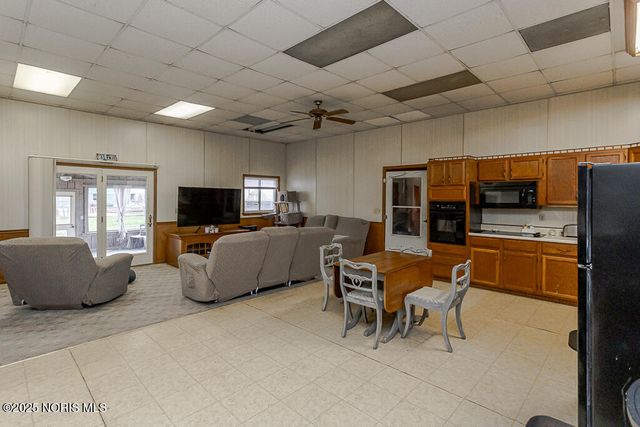 2574 County Road 74, Gibsonburg, OH 43431