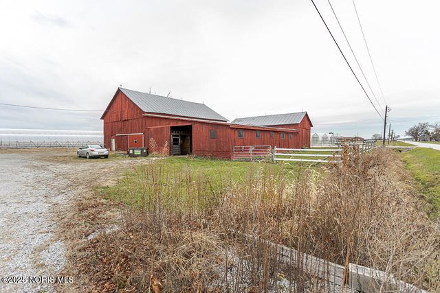 2574 County Road 74, Gibsonburg, OH 43431