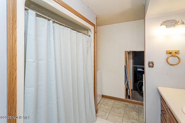 2574 County Road 74, Gibsonburg, OH 43431