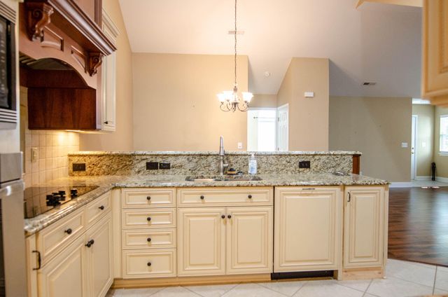 8800 Dorchester Road 1304, North Charleston, SC 29420