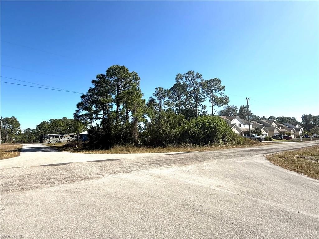 715 Bedford DR, Lehigh Acres, FL 33974