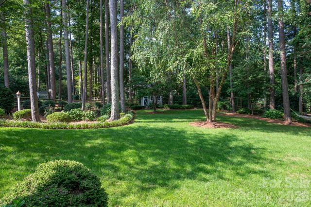 195 Cove Creek Loop, Mooresville, NC 28117
