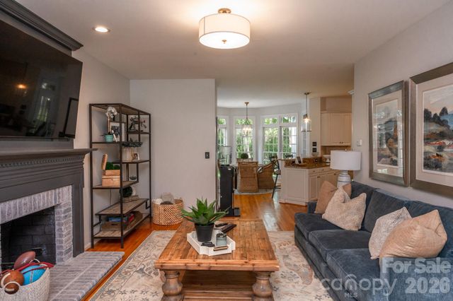 195 Cove Creek Loop, Mooresville, NC 28117