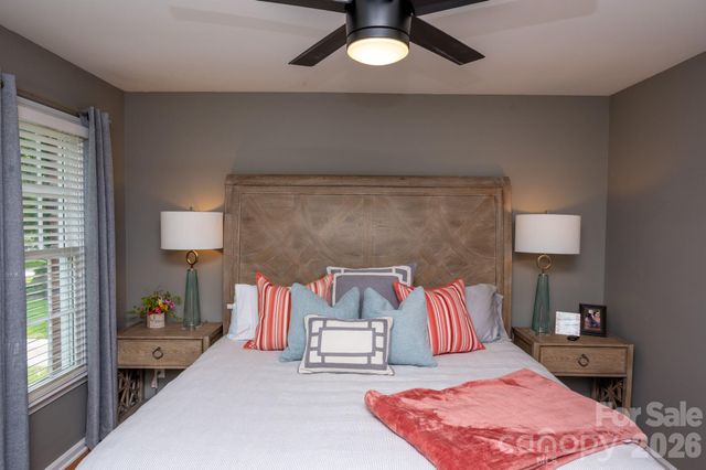 195 Cove Creek Loop, Mooresville, NC 28117