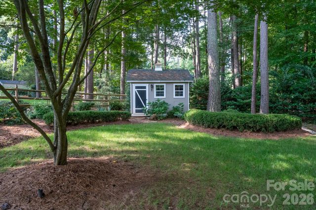 195 Cove Creek Loop, Mooresville, NC 28117