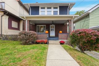 911 Kennebec Street, Greenfield, PA 15217