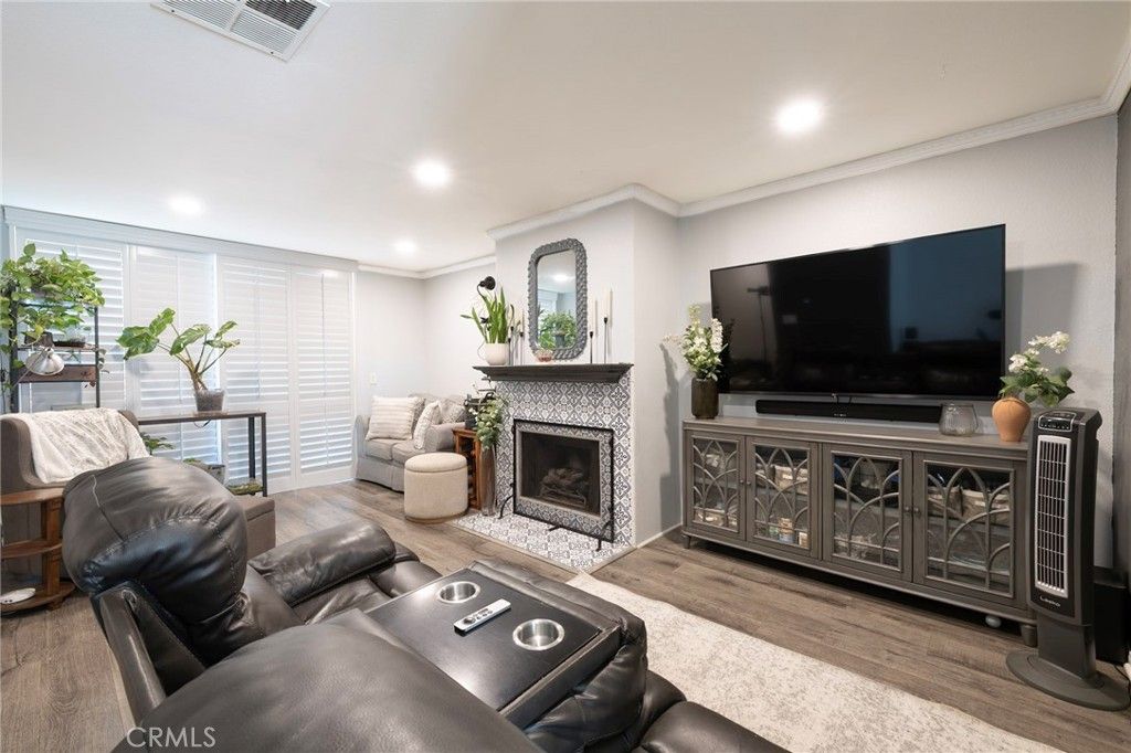 9933 Independence B, Chatsworth, CA 91311 — photo 3