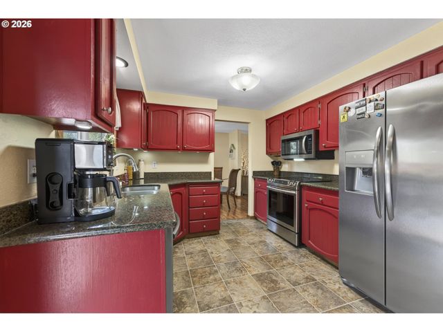 16947 Se BLANTON St, Milwaukie, OR 97267