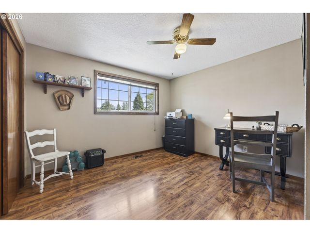 16947 Se BLANTON St, Milwaukie, OR 97267