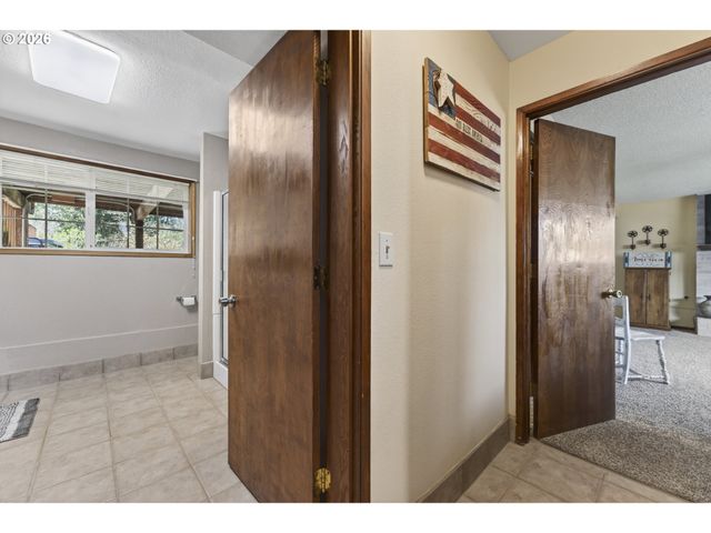 16947 Se BLANTON St, Milwaukie, OR 97267