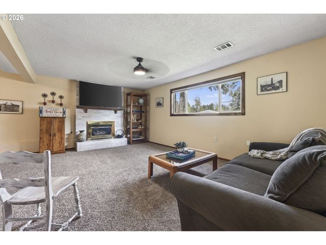 16947 Se BLANTON St, Milwaukie, OR 97267