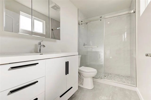 7408 Radford Ave, North Hollywood, CA 91605