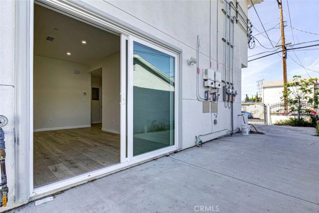 7408 Radford Ave, North Hollywood, CA 91605