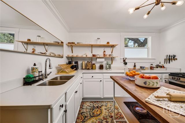 2113 Mell Street, Savannah, GA 31415