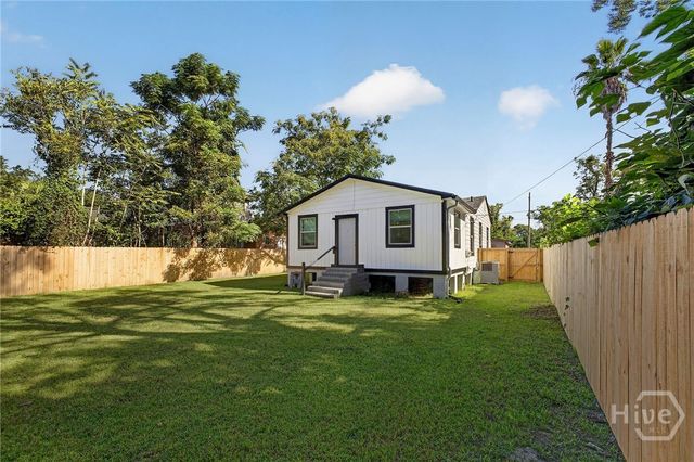 2113 Mell Street, Savannah, GA 31415